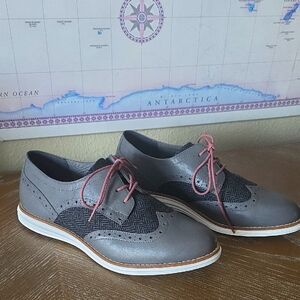Gray and Pink Women's Clarks Oxford Shoes